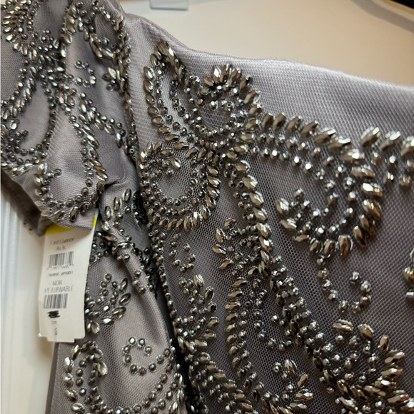 NWT La Femme Pleated‎ Satin Evening Gown Wedding Formal Special Occasion - Picture 6 of 8